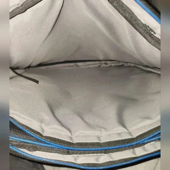 Wenger JETT Carrying Case for 14.1" Notebook - Black, Blue Swiss Gear - Picture 5 of 7